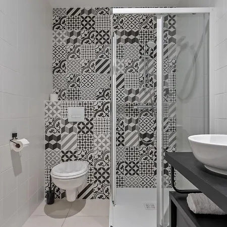 Les Loges De Perelle Πανσιόν